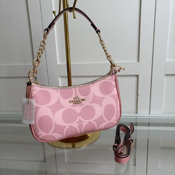 Coach Glacier White underarm Bag - Picture 1 of 7